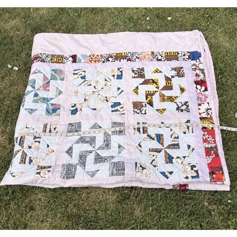 Vintage Handmade Hawaiian Pattern Patchwork Quilt Size 74x74 Pink M7